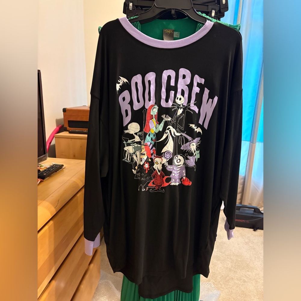 Boo crew night shirt